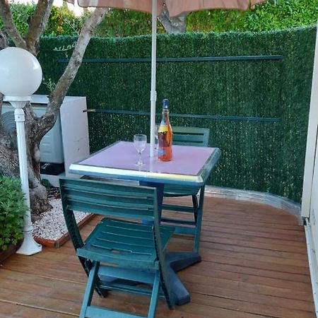 Studio 66 Appartement Caumont-sur-Durance Buitenkant foto